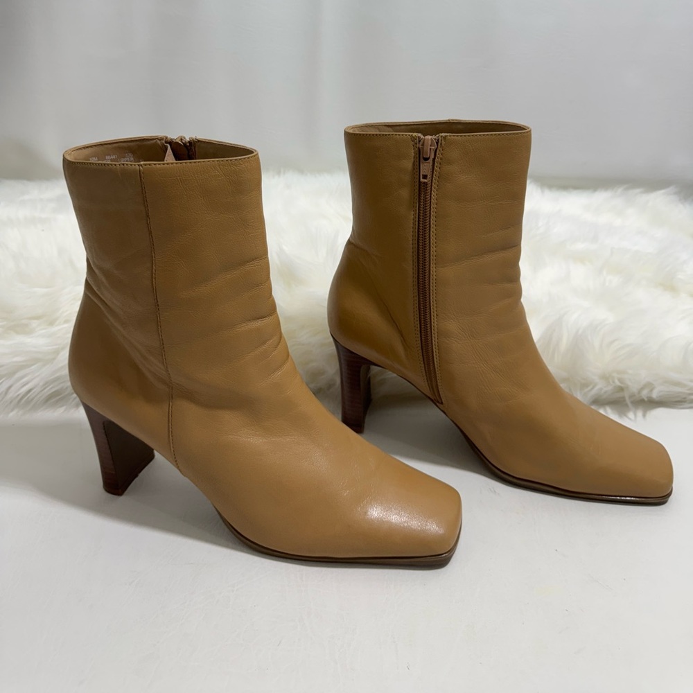 Apostrophe mid calf ankle heeled vintage boots